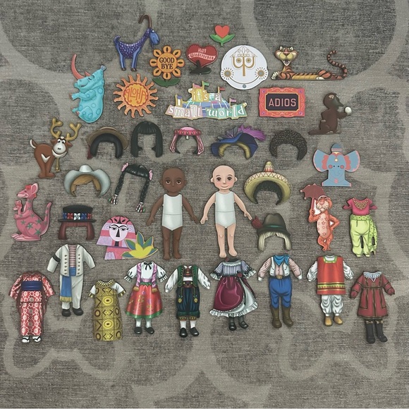 “It’s a Small World” Disney Multicultural Dress-Up magnetic Doll Set - Picture 1 of 10
